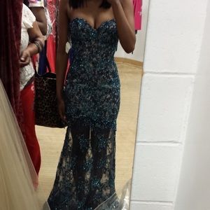 A prom dress, only worn once. In great condition